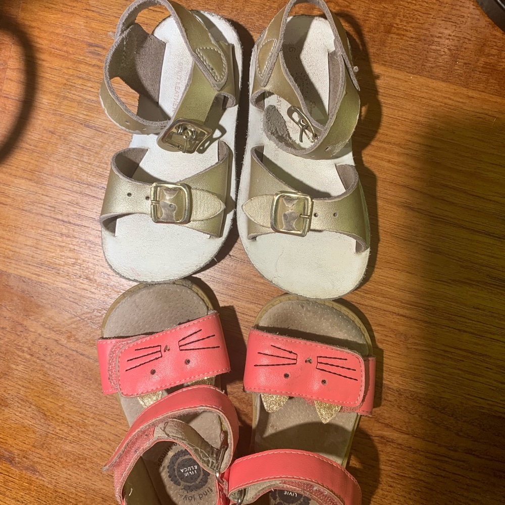 Lot of size 6 shoes g